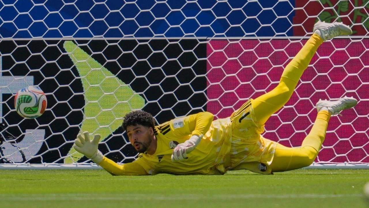 Kiper Qatar, Mahmoud Abunada